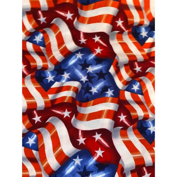 Peaches Patriotic Flag Medical V Neck Scrub Top - Picture 6 of 8